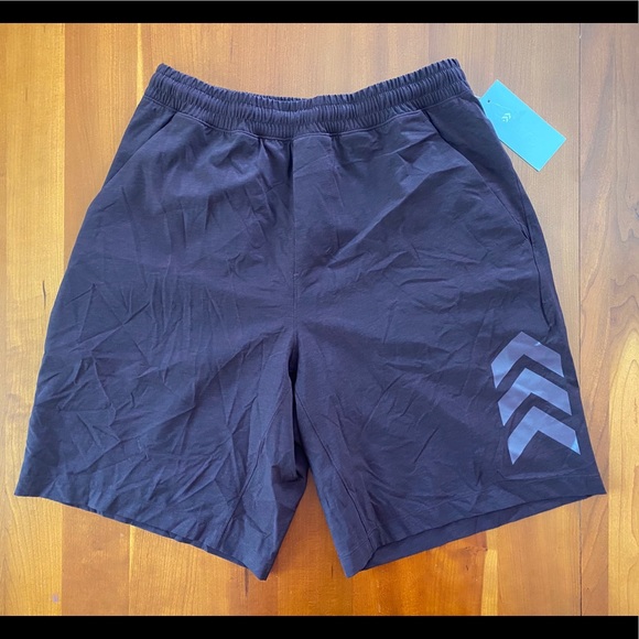 lululemon athletica Other - Lululemon Barry’s Bootcamp Pace Breaker Shorts 9’’